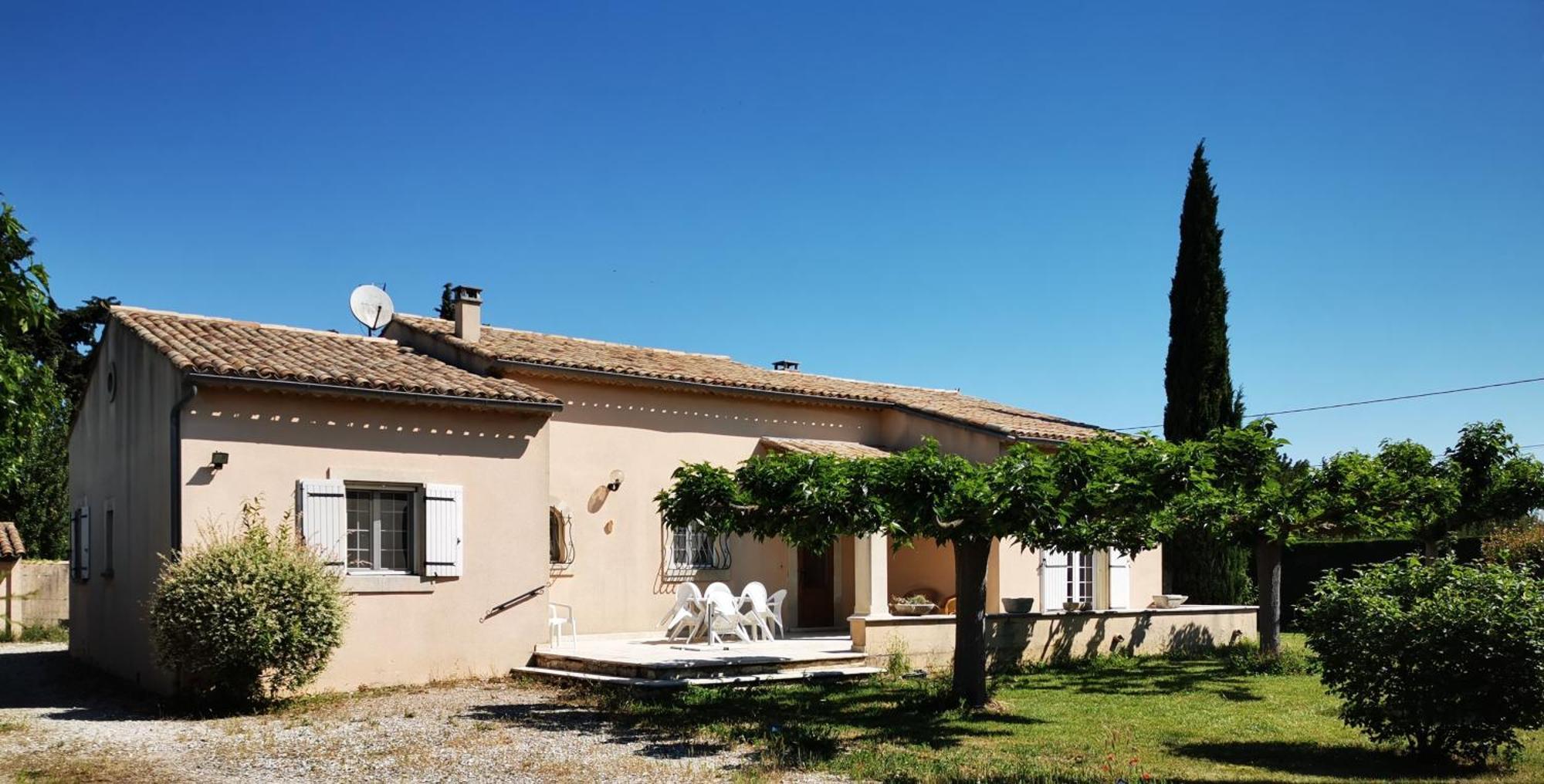 Aux Portes Du Luberon Cheval Blanc Exterior foto